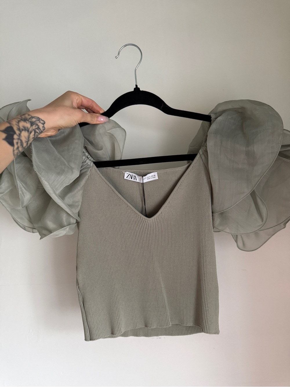 Zara Organza Ruffle Sleeve Knit Crop Top Sage Green S NWT